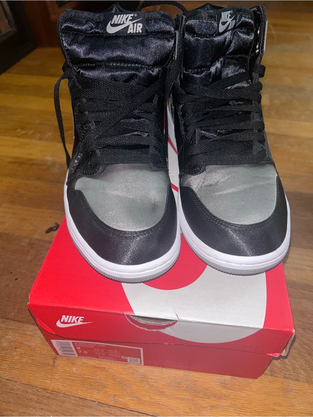 Air Jordan 1 High OG "satin shadow" Men's Shoes - Picture 2 of 4